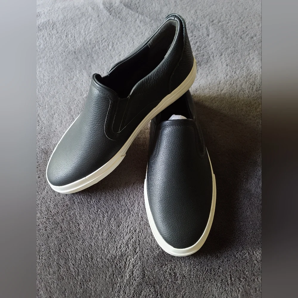 Vince Men's Slip-On Sneaker,  7.5 - Picture 2 of 8
